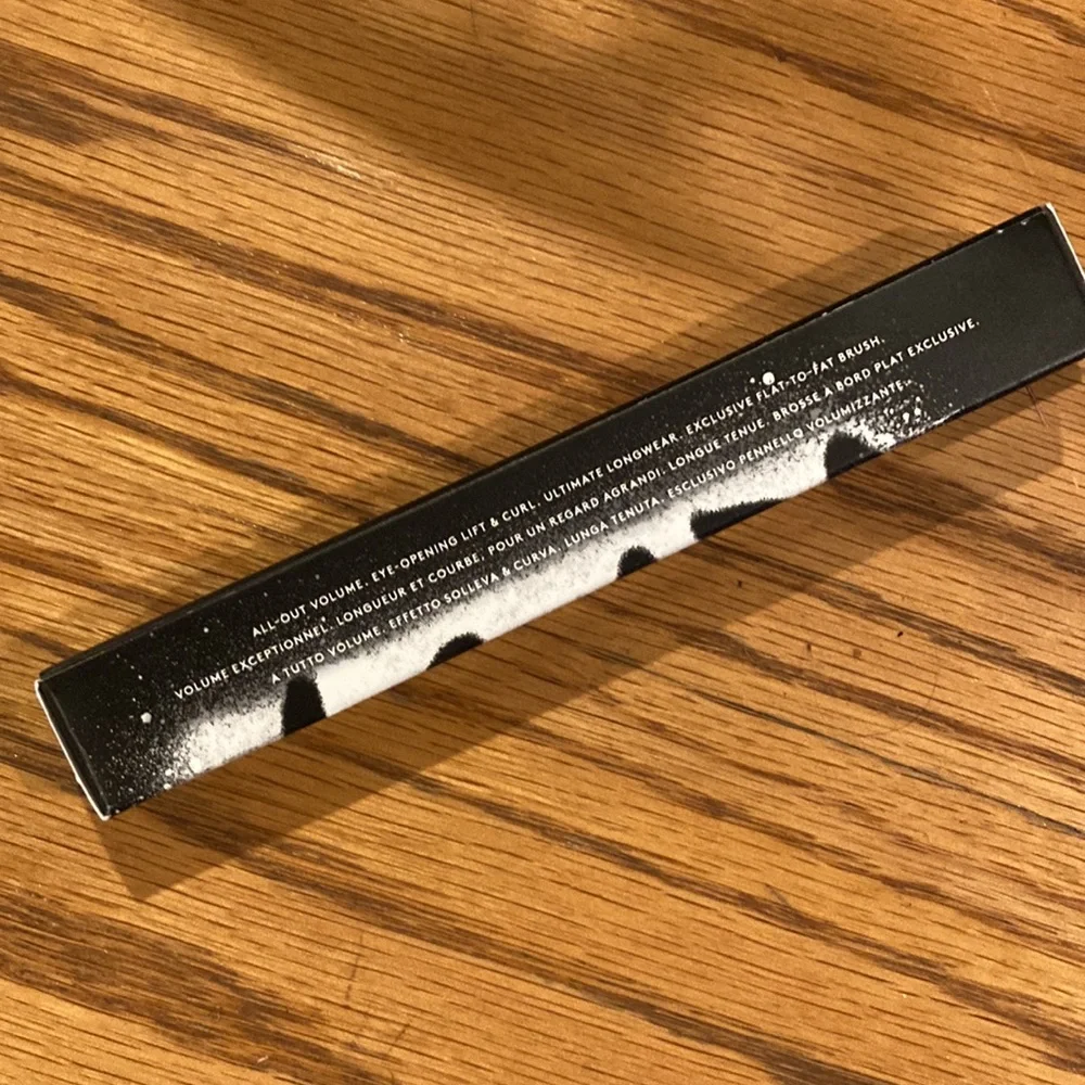 Fenty Beauty By Rihanna Full Frontal Mascara Cuz I'm Black Full Size New NWT!